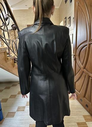 Пальто шкіряне жіноче