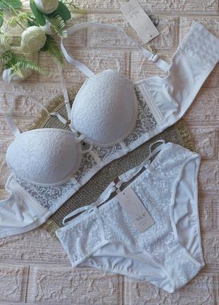 Шикарный качественный эффектный комфортный комплект нижнего белья3 фото