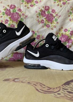 Женские кроссовки nike air max advantage 2