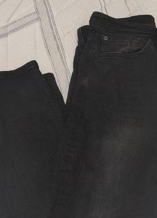 Чоловічі чорні класичні джинси celio