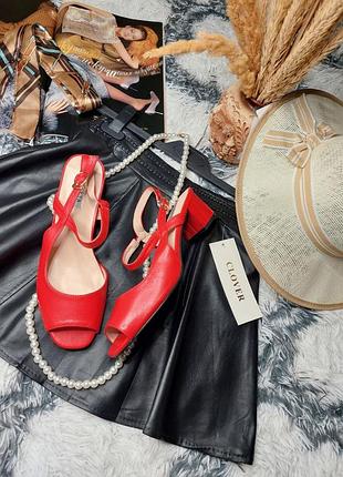 Босоножки женские