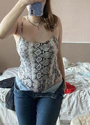 Боді prettylittlething