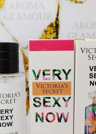 Жіноча парфумована вода

victoria's secret very sexy now

(вікторія сікрет вері сексі нау) 55 мл