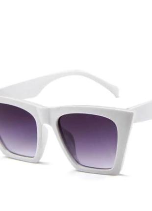 Очки солнцезащитные лисички,окуляри