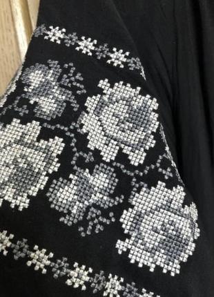 Тонкая универсальная красивая блуза вышиванка 52-54 р7 фото