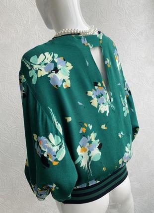 Малахітова блуза з віскози з оригінальною спинкою 8-10 р
