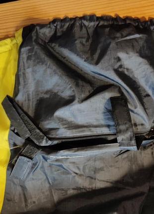 Спортивная куртка дождевик  без капюшона -,сзади на поясние карман на молнии8 фото