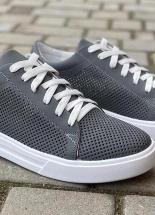 Чоловічі кеди шкіряні літні сірі rivest розмір 42 fv 02602