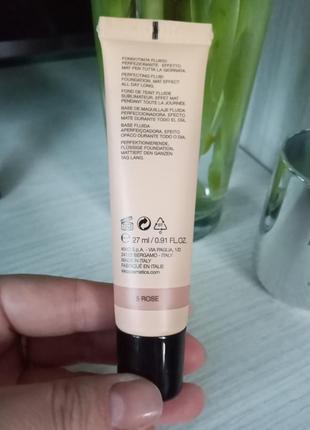 Тональний крем kiko3 фото