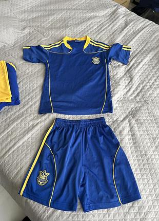 Форма для футболістів