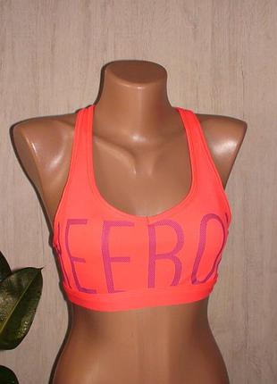 Спортивный топ reebok