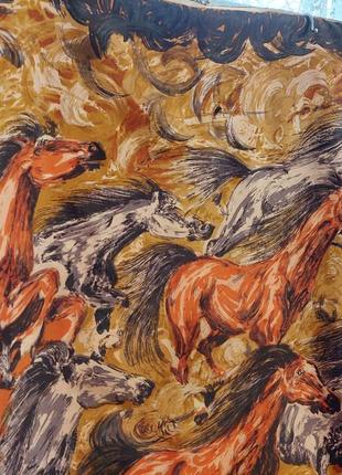 🎬винтажный платок🎬 rhodia бежево-коричневый с принтом 🐎лошадей🐎 ацетат(76 см на 78 см)