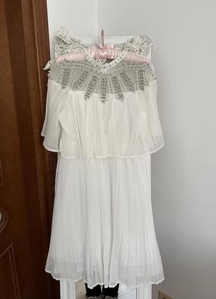 Нарядне плаття(випускний, весілля, день народження)