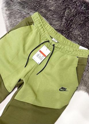 Новые оригинальные мужские брюки nike tech fleece л размер5 фото