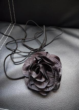Чокер ожерелье с большим  цветком кружевное роза на шнурке шнурок у2к y2k в стиле 90х 2000х украшение на руку пояс  талию4 фото