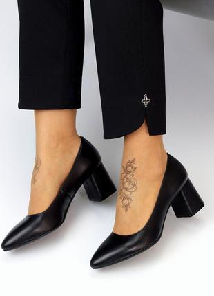 Классические кожаные женские туфли натуральная кожа зауженный носок средний каблук10 фото