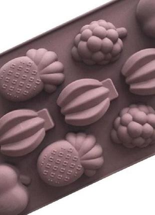 Силиконовая форма для конфет - фрукты4 фото