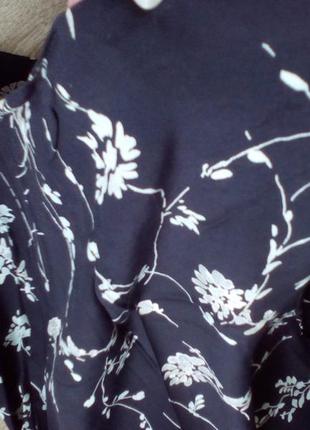 Красивая , легкая, приятная к телу юбка в цветочный принт  126 фото