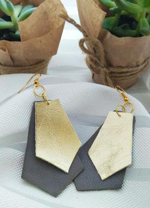 Сережки ручной работы из кожи
