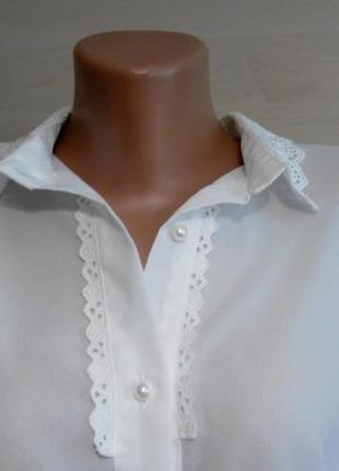 Легка блуза сорочка з мереживним коміром .8 фото