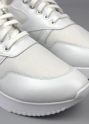 Белые летние кроссовки кожа с сеточкой женская обувь повседневная на легкой подошве cosmo shoes classic white6 фото