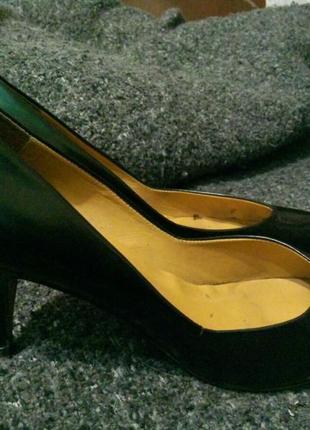 Чёрные лакированные туфли minelli 24.5-25 см2 фото