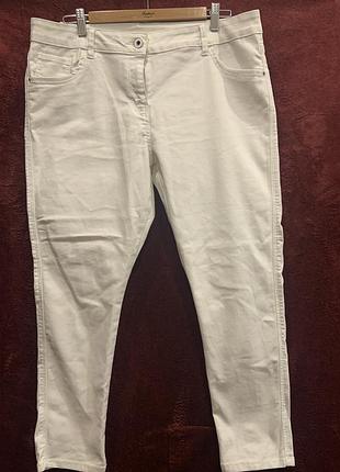 Белые джинсы стрейч