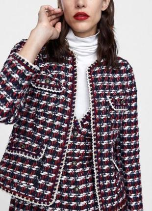 Фантастический твидовый пиджак из плотной ткани от бренда zara6 фото