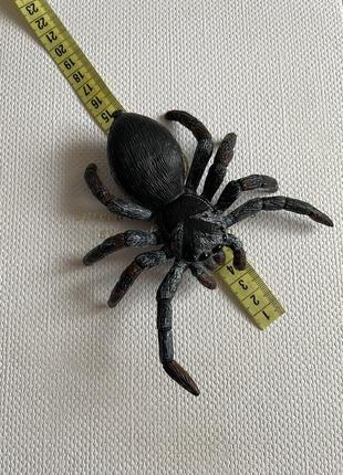Фигурка коллекционная  паук тарантул