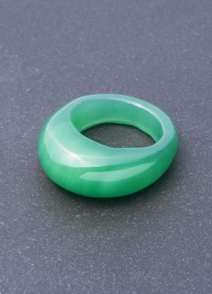 Перстень з натурального каменю агат світло зелений h-6,5-15мм b-4-8мм d-18-20мм