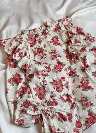 Красивая цветочная блуза1 фото
