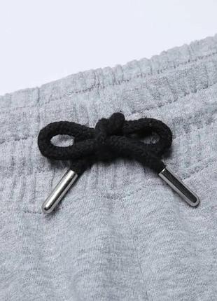 Мужские серые трикотажные спортивные шорты