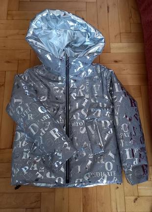 Куртка для девушек р. 140 см