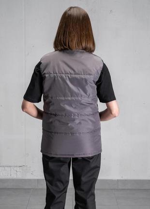 Куртка жилетка without темно-сіра жіноча4 фото
