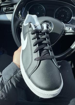 Кросівки Hit the links in Nikes new grass-ridden Air Max 1 golf shoe