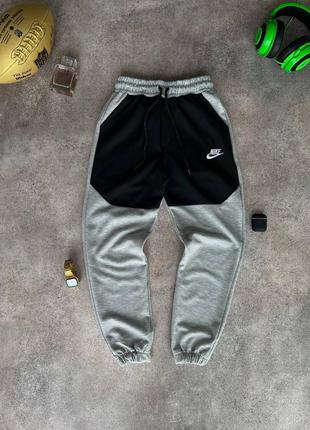 Спортивные штаны nike