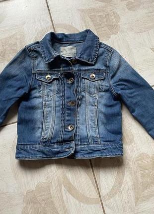 Джинсова курточка zara 110-116см 4-5-6 лет