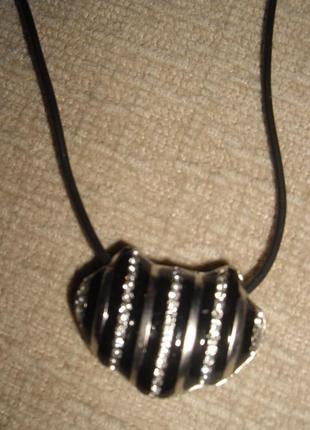 Подвески стильные  металлик глазурь черная -scarlet bijoux4 фото