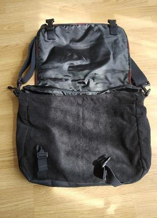Чоловіча вміска сумка eastpak, в ідеальному стані, присутній незначний нюанс2 фото
