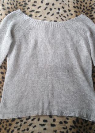 Натуральный свитерок со спущеными плечиками