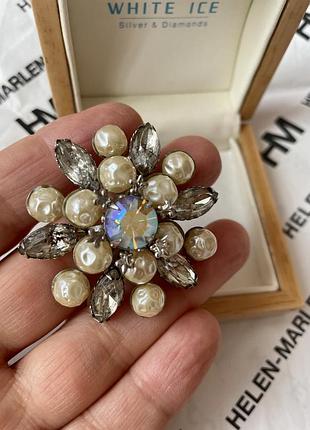 Вінтажна брошка перли срібляста американський вінтаж