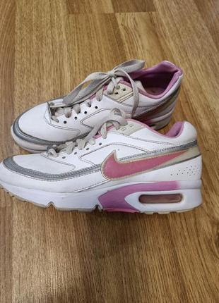 Кроссовки женские nike