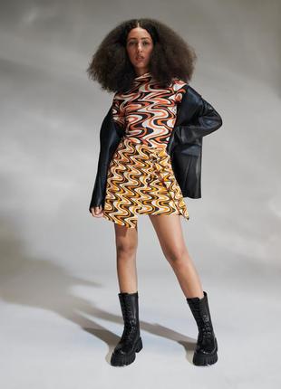 Костюм юбка мини короткая и гольф водолазка яркий оранжевый