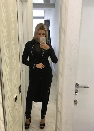 Жіночій костюм