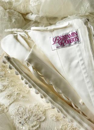 Новое свадебное платье от benjamin roberts4 фото