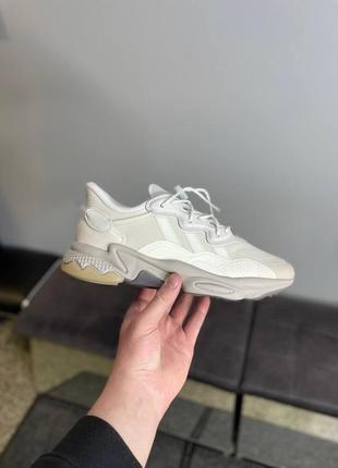 Кроссовки adidas ozweego