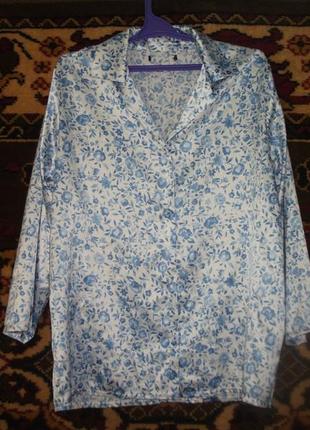 Сорочка,блуза  блакитна атласна квіти