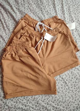 Шорти жіночі