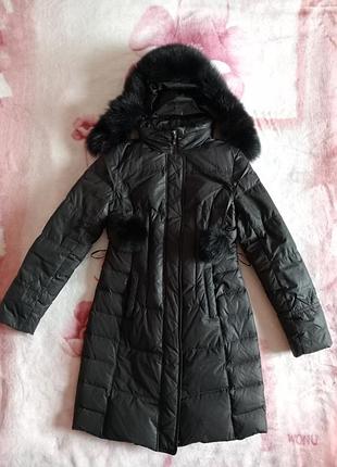 Чорний теплий зимовий пуховик з хутром кролика