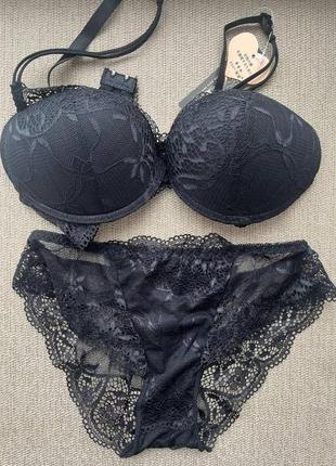 Комплект нижнего белья 75b (34b) black, push up новый